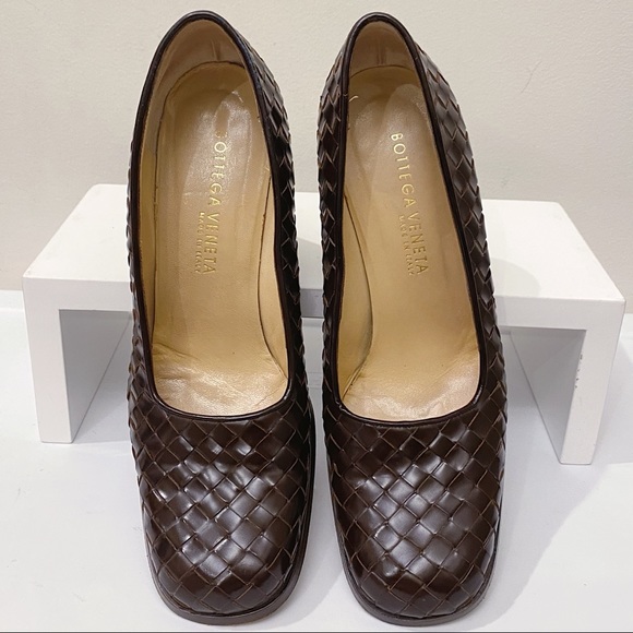 Bottega Veneta Vintage Round Toe Interecciato Woven Leather Block Heel Pump 38 8 - Picture 3 of 9